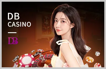 Bàn chơi Poker với các quân bài và chip tại fu88 bet
